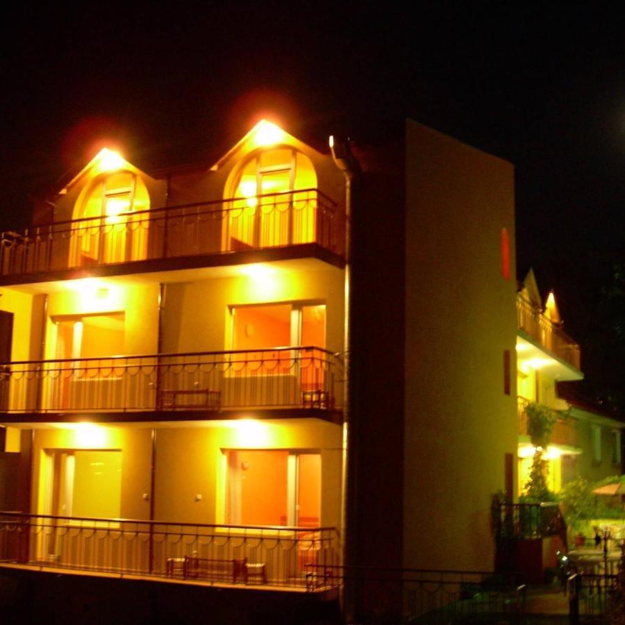 Familly Randevu Hotel 2*